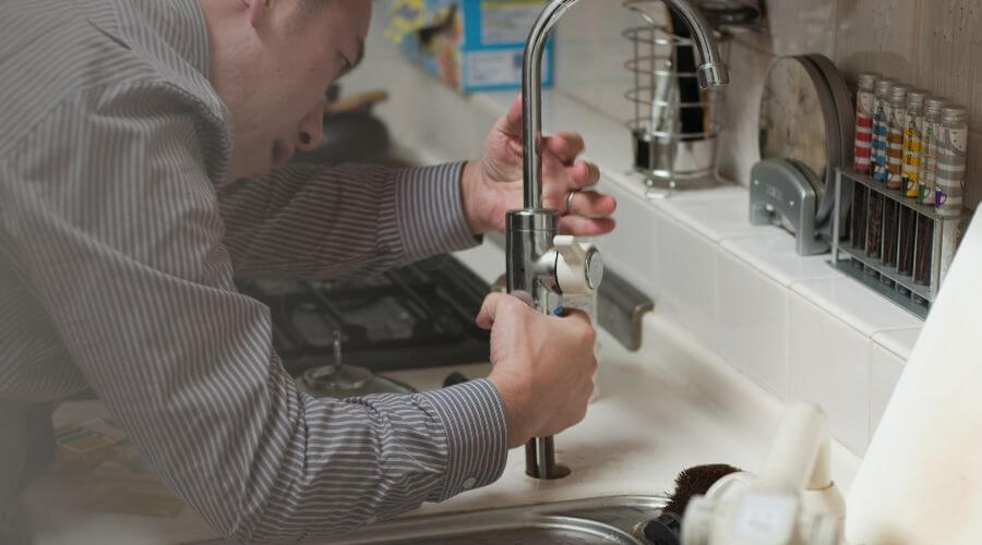 Expert burst pipe repair services in Abbyville, KS